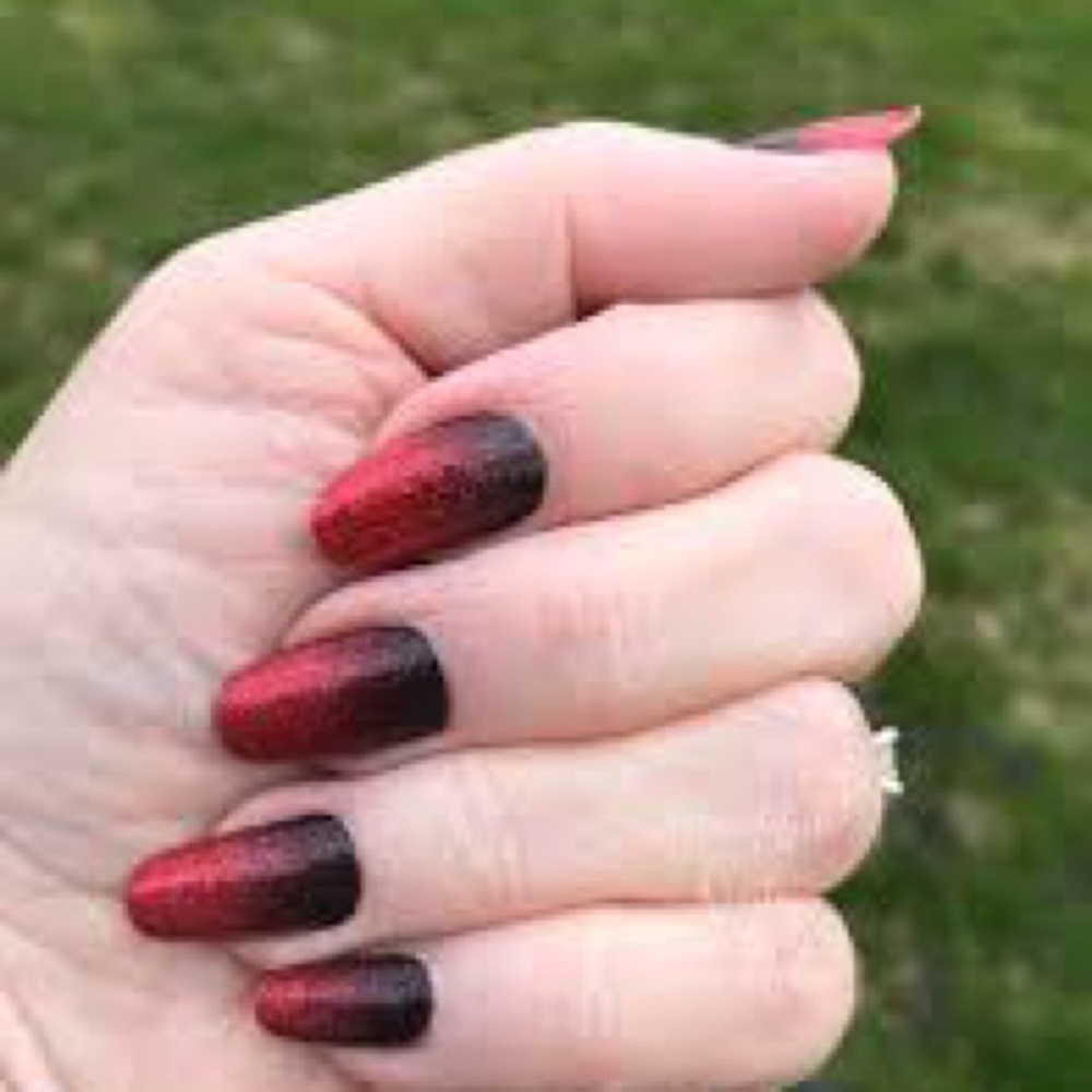 Bloody Gorgeous Color Street Nail Strips RETIRED - Picture 3 of 7